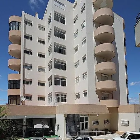 Ferias Sem Carro - E Piscina アパート